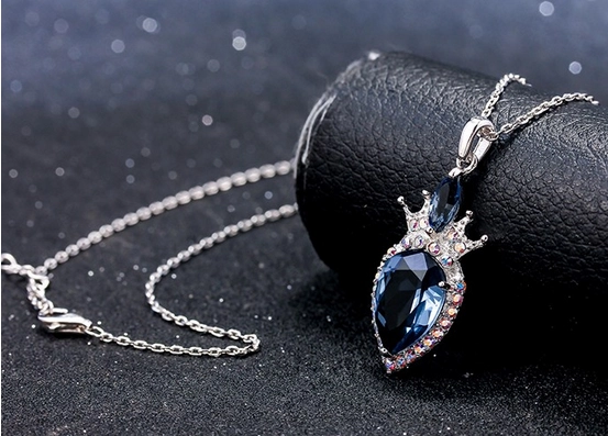 2018 Latest Women Jewelry 925 Sterling Silver Necklace Pendant with Bule Gemstone