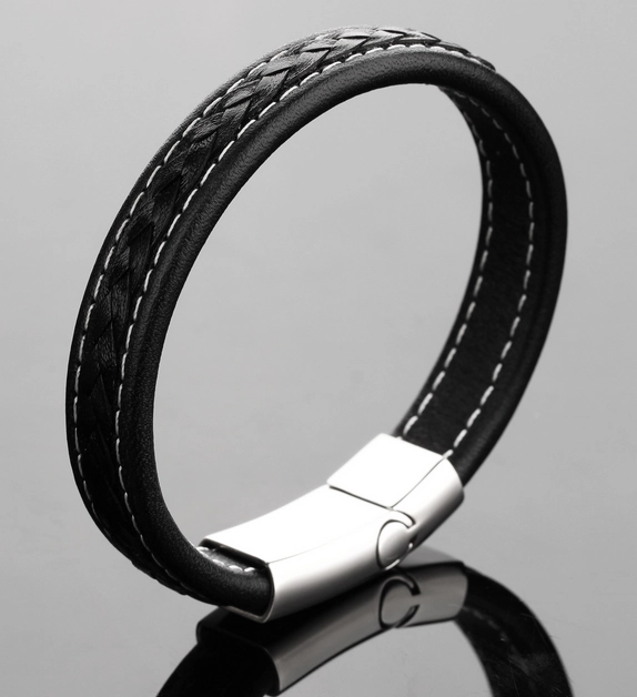 China China Wholesale Fashion black Mens jewelry Genuine Leather bracelet with Stainless steel buckle manufacturer