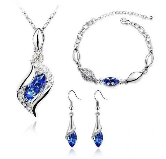 Fashion Lady Drop Crystal Rhinestone Jewelry Set Wholesale in China