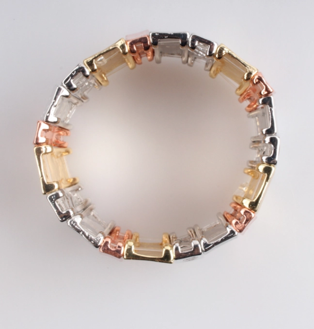Fashion and High Quality Lower MOQ Jewelry Manufacturer Alloy Bracelet for Women