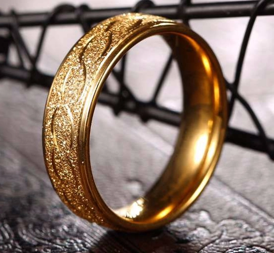 porcelana High quality Dubai gold jewelry men's ring manufacturer in China fabricante