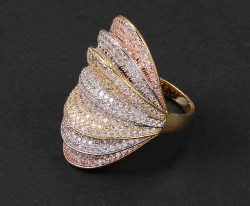 Latest Fashionable Design of Gold wedding Rings for Couple for Wemen