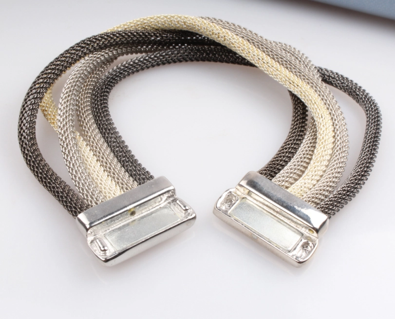 Manufacturer Wholesale Bracelet World Alloy Multilayer Leather Bracelet for Men as Gift