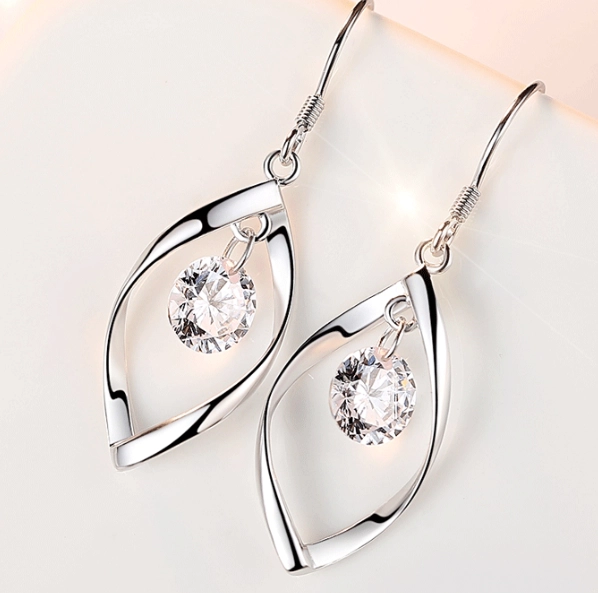 Professional Supplier Sterling Silver Long Stud Earring Factory in China