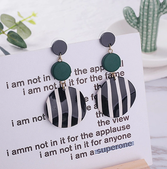 Zinc Alloy PMMA Sandalwood Earring Manufacturer from China