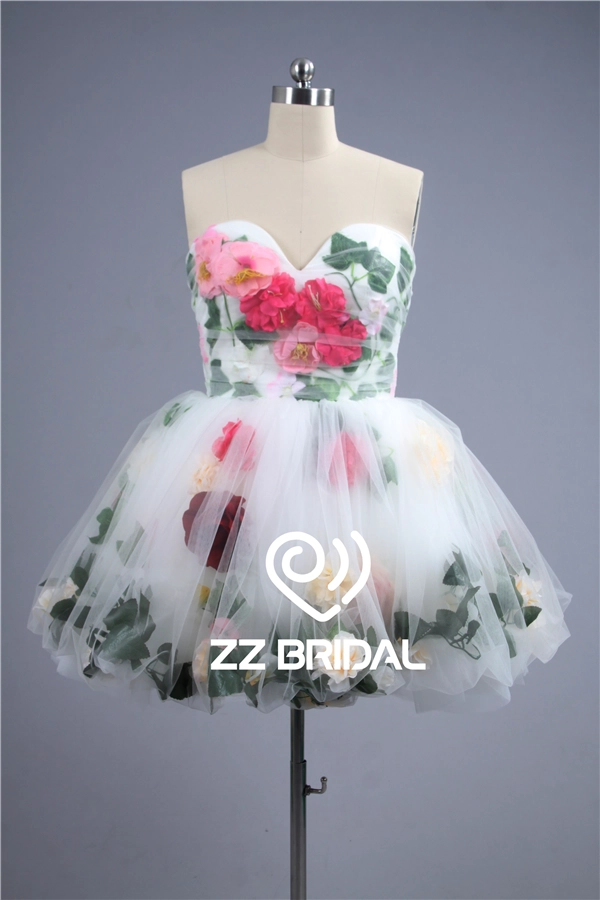 2016 última moda bajo las flores de tul y sale vestido de noche corto