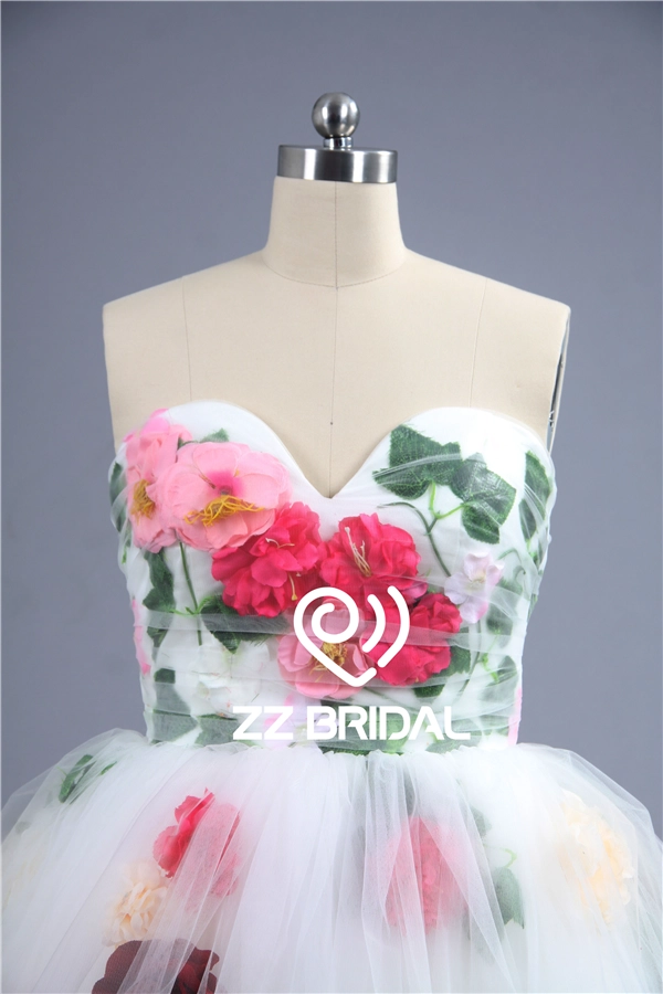 2016 última moda bajo las flores de tul y sale vestido de noche corto