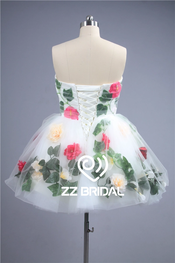 2016 última moda bajo las flores de tul y sale vestido de noche corto