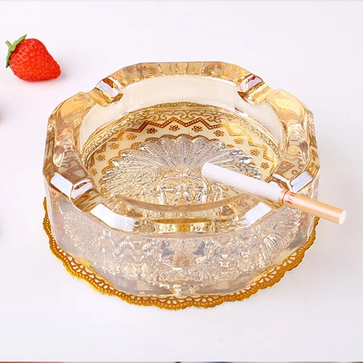 round crystal glass ashtray