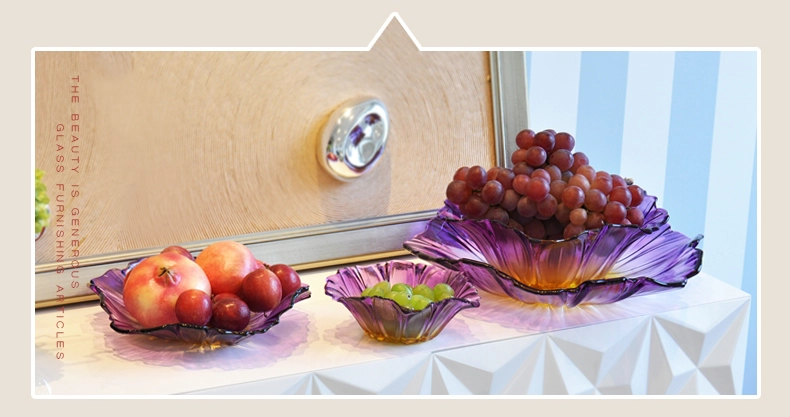 glass fruit bowl