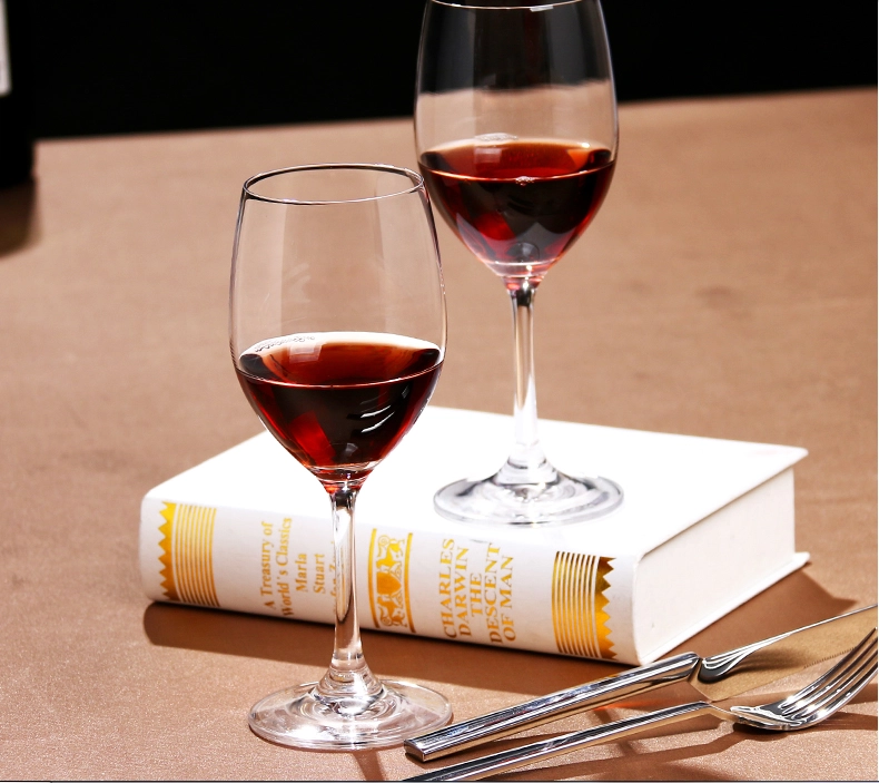 red wine glasses