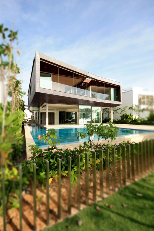 Prefab Stereoscopic Lestari Modular Multi-function Elegant Weekend House
