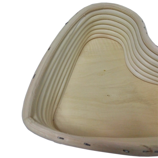 Panier à pâtisserie en forme de coeur en rotin Banneton TSBT02