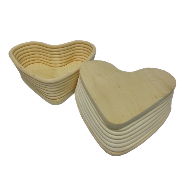 Panier à pâtisserie en forme de coeur en rotin Banneton TSBT02